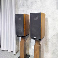 Thùng loa bookshelf 2 đường tiếng