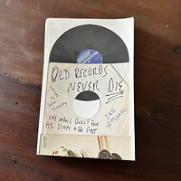 Sách Old records never die dành cho người yêu đĩa than